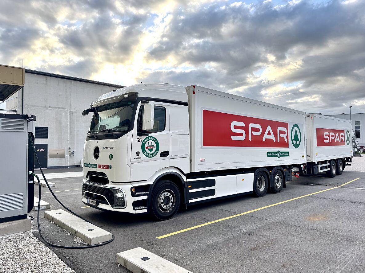 Mercedes-Benz eActros 600 für SPAR