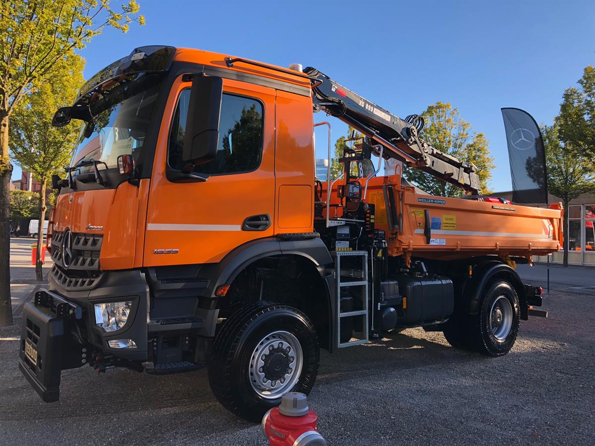 Mercedes-Benz Arocs 1835AK 4x4  auf der Kommunalmesse