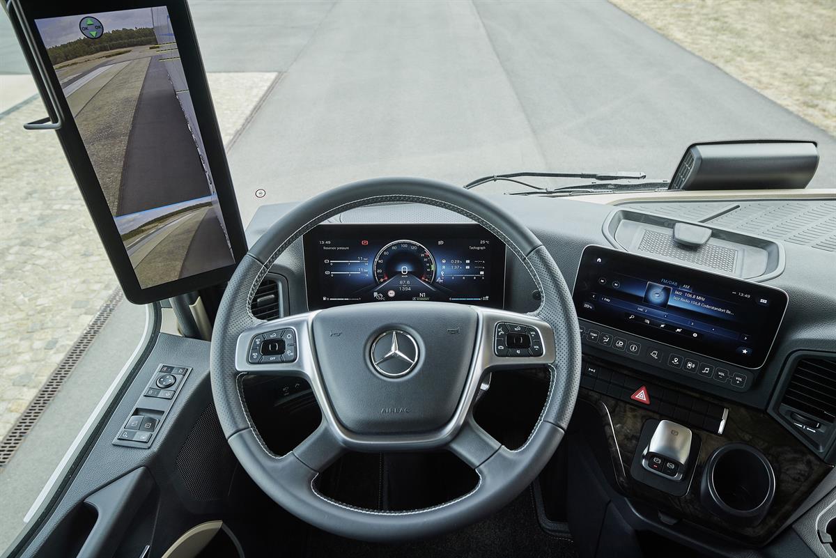 Mercedes-Benz Arocs 1845 LS 4x2