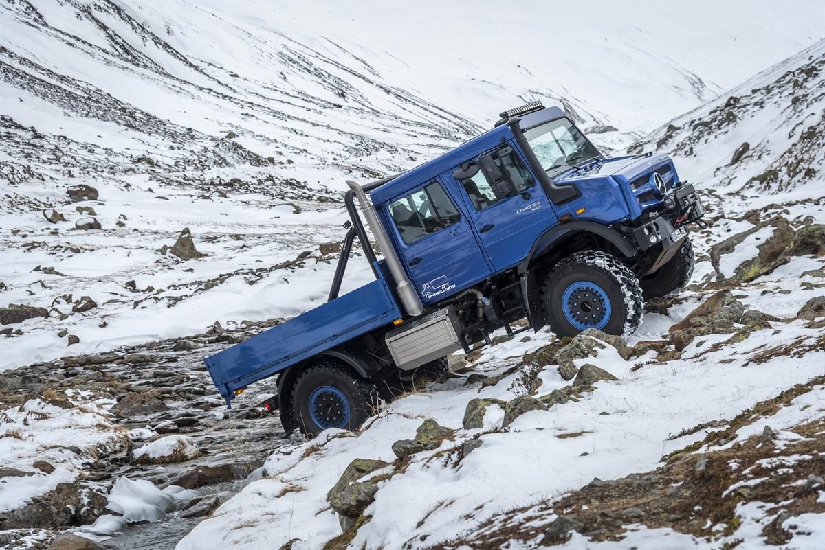 Beim Unimog U 4023 - „hochgeländegängiger Unimog“