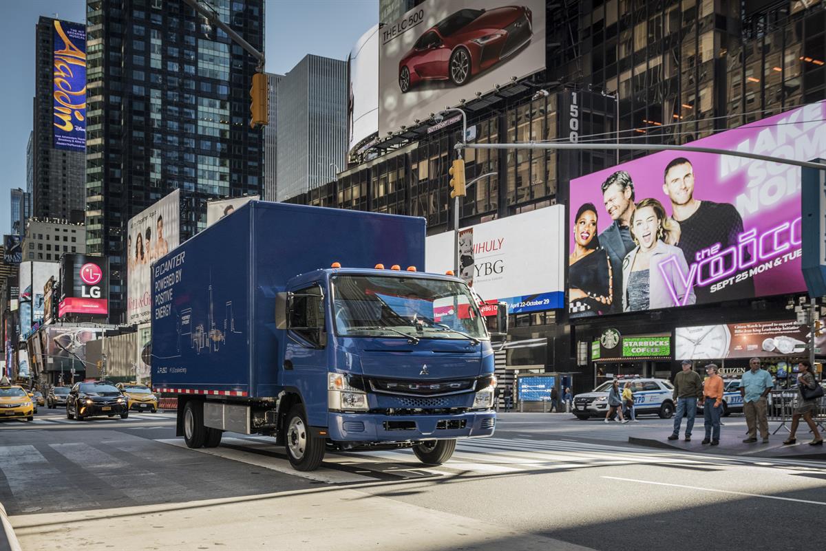 Daimler Trucks & Buses strebt komplett CO2-neutrale Neufahrzeugflotte bis 2039 in wichtigsten Regionen an
