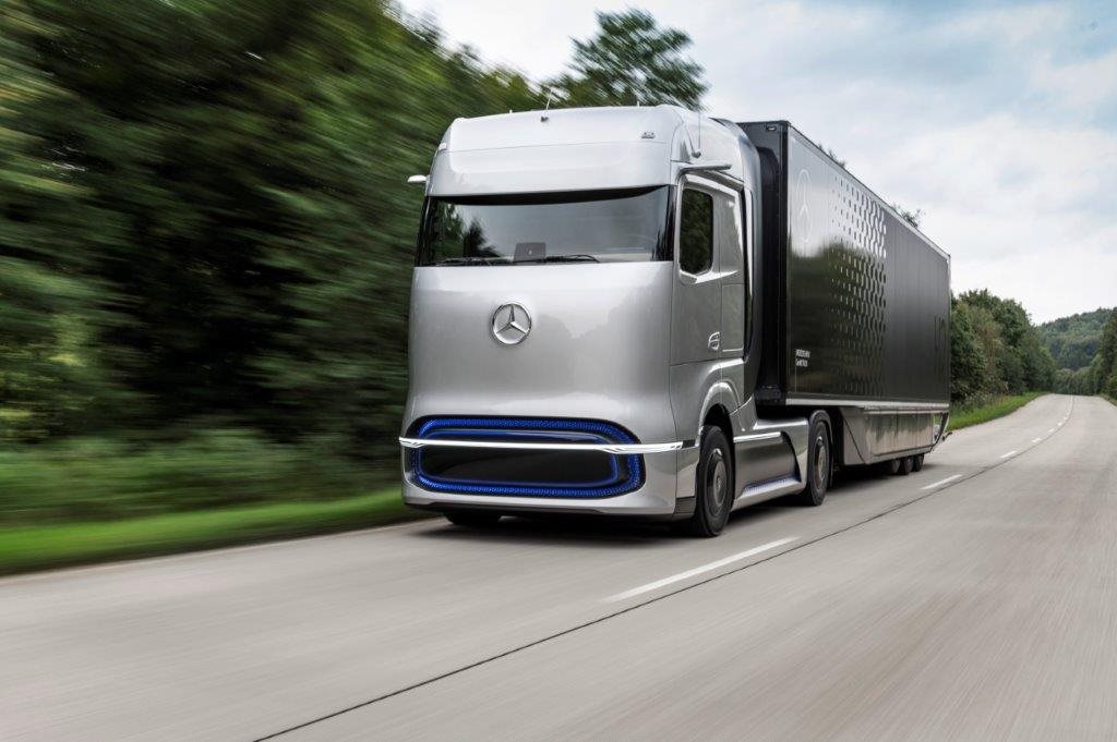 Die innovativsten Lkw für die elektrische Zukunft: Mercedes-Benz eActros und Mercedes-Benz GenH2 Truck mit dem „2021 Truck Innovation Award“ ausgezeichnet