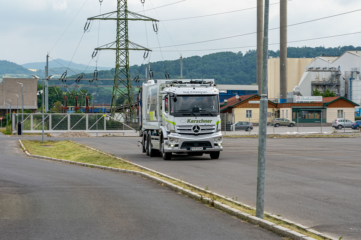 Übergabe eActros 300 Kerschner