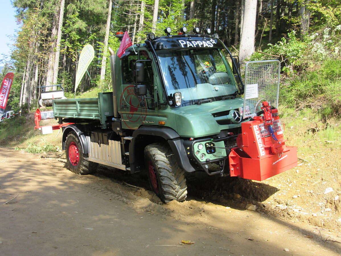 Unimog U530