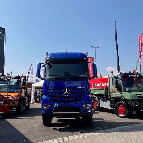 Mercedes-Benz Trucks auf der Holzmesse