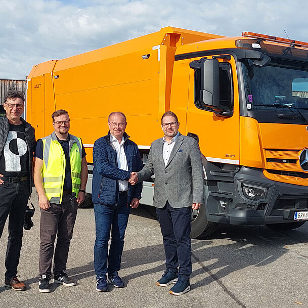 eActros 300 Übergabe an Stadtgemeinde Braunau