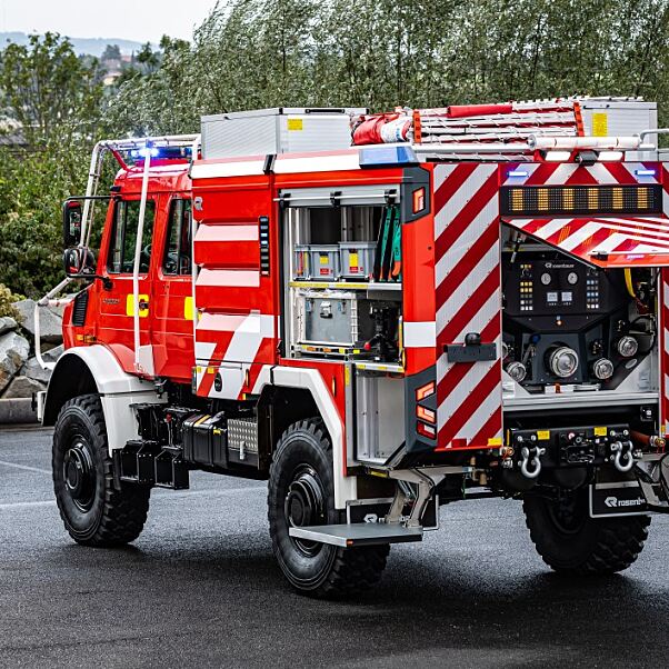 Mercedes-Benz Unimog als TLF 3000